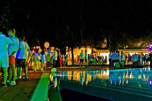 veientana-pool-party (2)